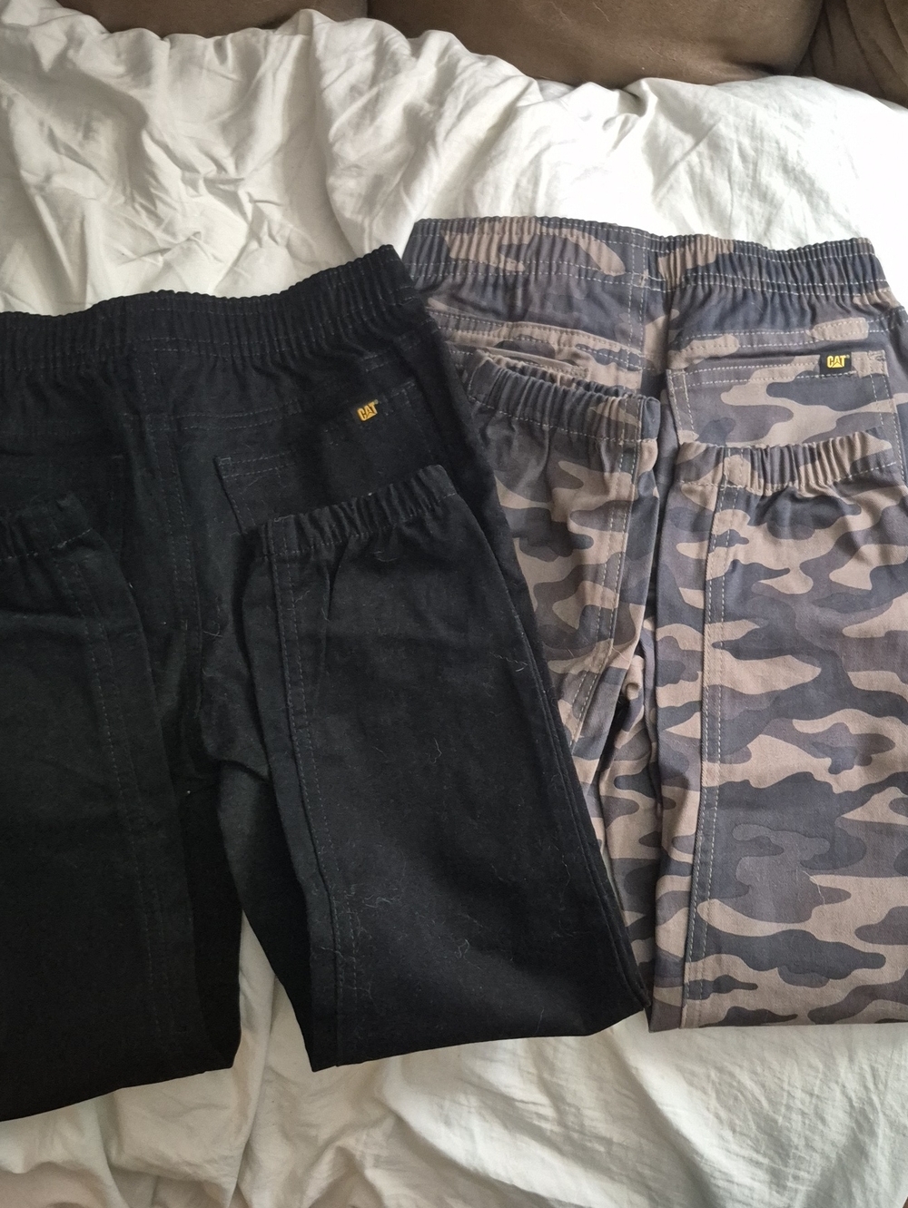 Kids' Elastic Waist Cargo Pants - Black & Camo